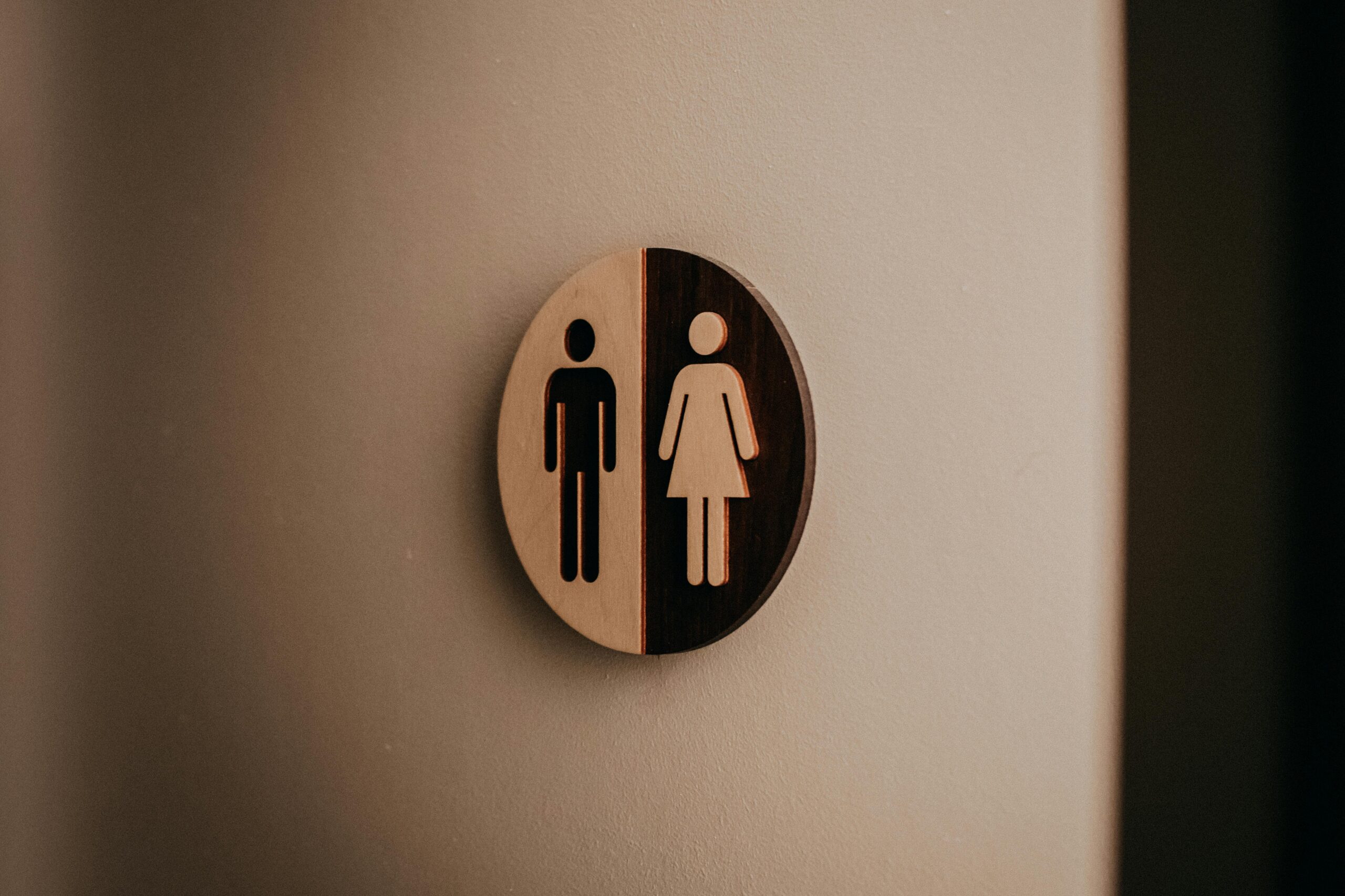 Putting Gender Language on the Agenda? pexels-timmossholder-5341491